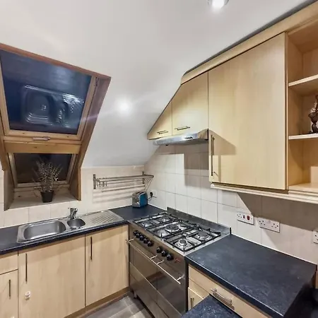 Quaint Studio Flat In Harrow Harrow on the Hill Exterior photo
