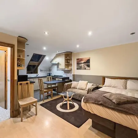 Quaint Studio Flat In Harrow Harrow on the Hill Exterior photo